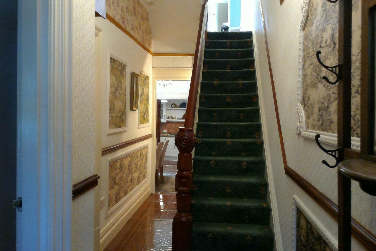 Hotel Beautiful Victorian House Cardiff Exterior foto